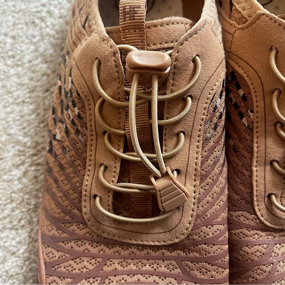 Hike Footwear Barefoot Shoes Leopard Print Unisex Size 42 - Picture 4 of 7